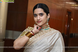 Sravanthi Chokarapu at Hi Life Exhibition Grand Launch