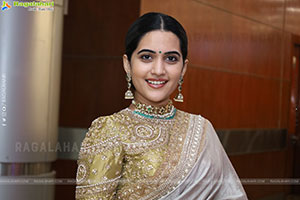 Sravanthi Chokarapu at Hi Life Exhibition Grand Launch