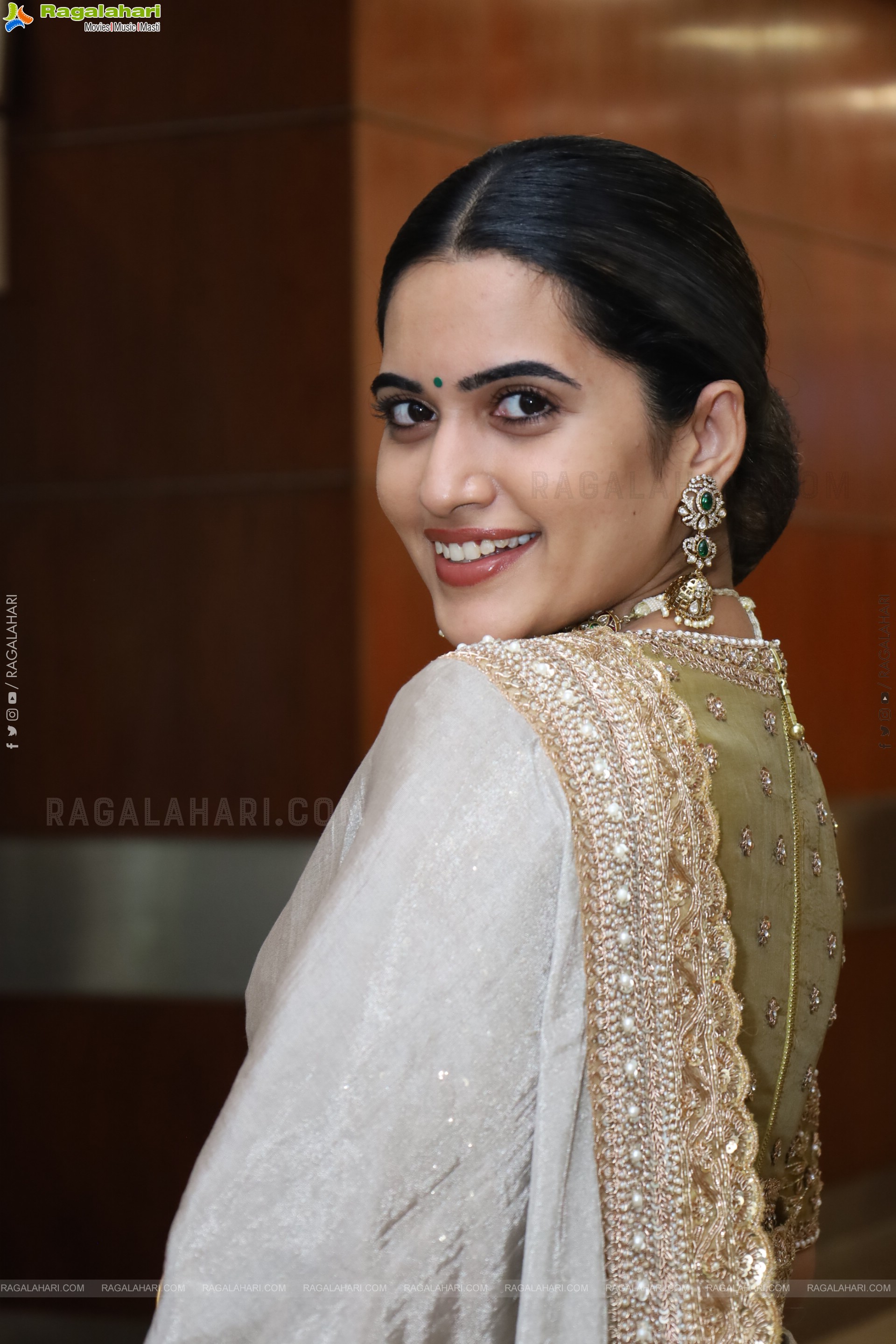 Sravanthi Chokarapu at Hi Life Exhibition Grand Launch Event, HD Gallery