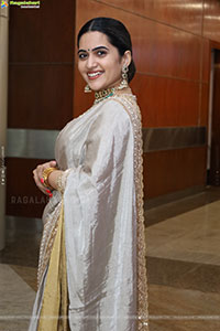 Sravanthi Chokarapu at Hi Life Exhibition Grand Launch
