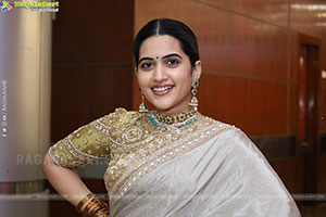 Sravanthi Chokarapu at Hi Life Exhibition Grand Launch