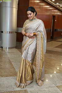 Sravanthi Chokarapu at Hi Life Exhibition Grand Launch