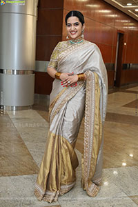Sravanthi Chokarapu at Hi Life Exhibition Grand Launch