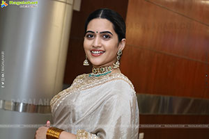 Sravanthi Chokarapu at Hi Life Exhibition Grand Launch