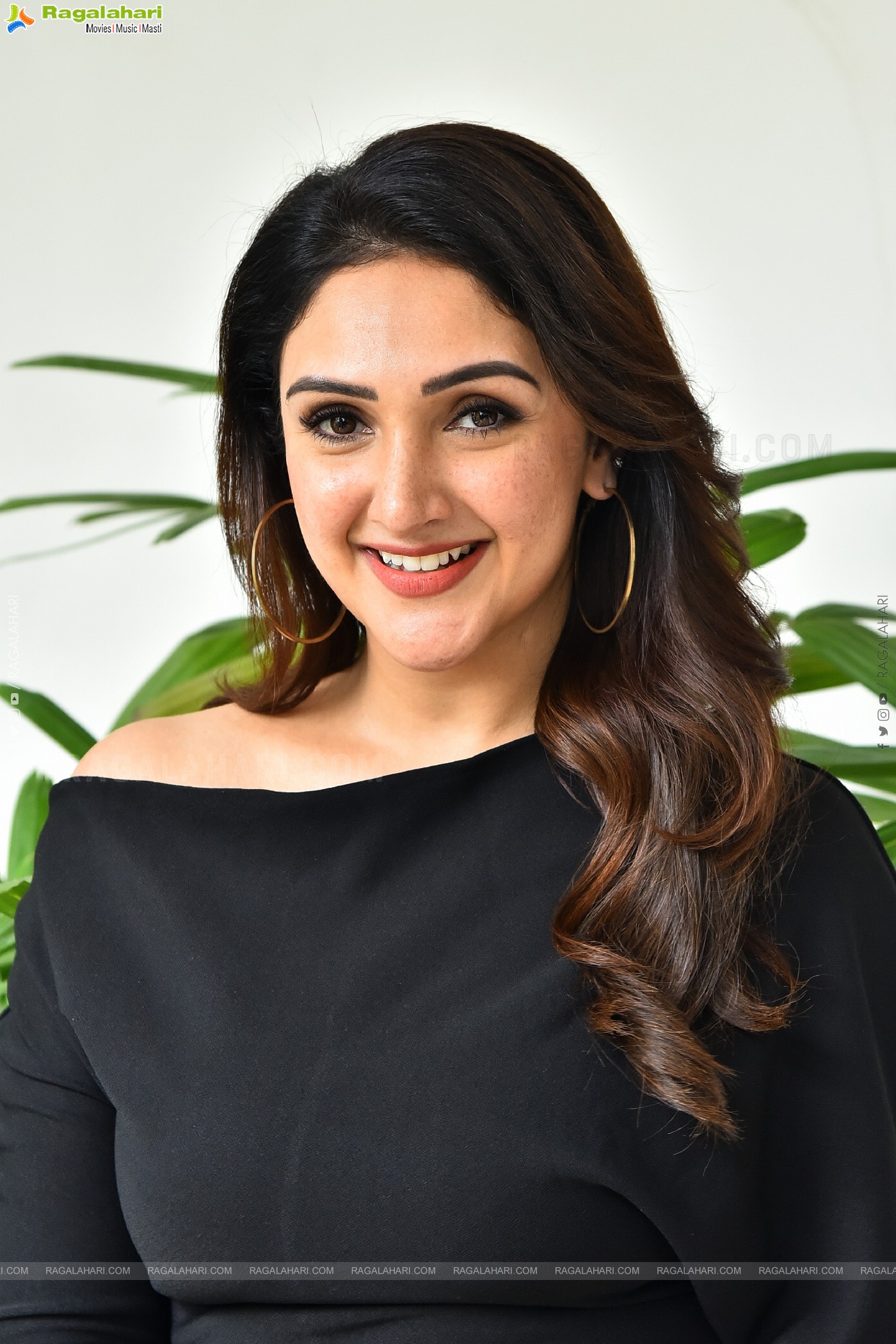 Sridevi Vijaykumar at Sundarakanda Movie Interview, HD Gallery