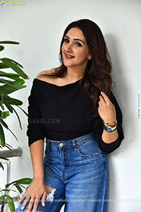 Sridevi Vijaykumar at Sundarakanda Movie Interview