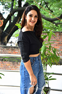Sridevi Vijaykumar at Sundarakanda Movie Interview