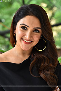 Sridevi Vijaykumar at Sundarakanda Movie Interview