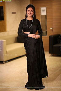 Sridevi Vijaykumar stills in Black Saree, HD Gallery