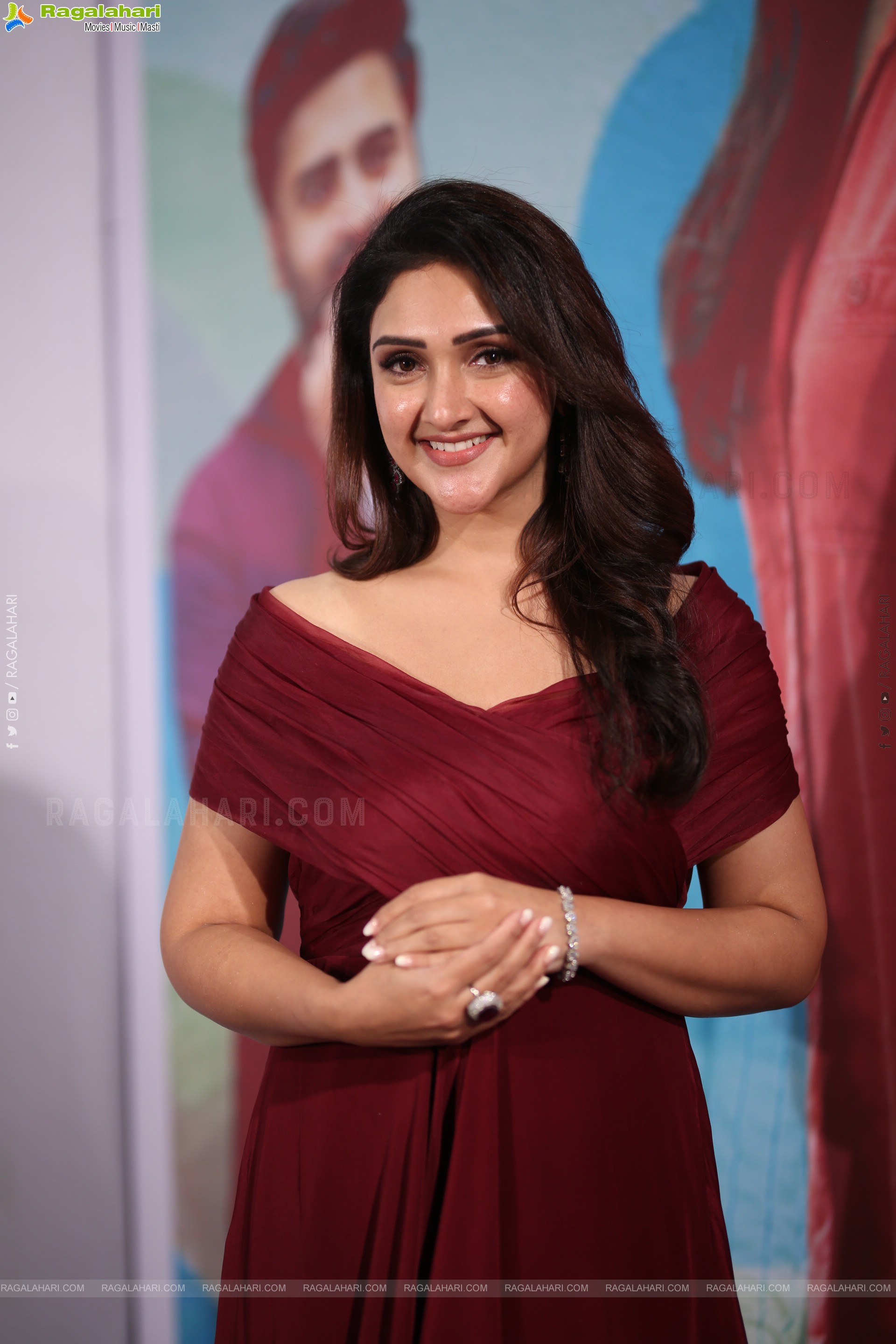 Sridevi Vijaykumar at Sundarakanda Movie Press Meet, HD Gallery