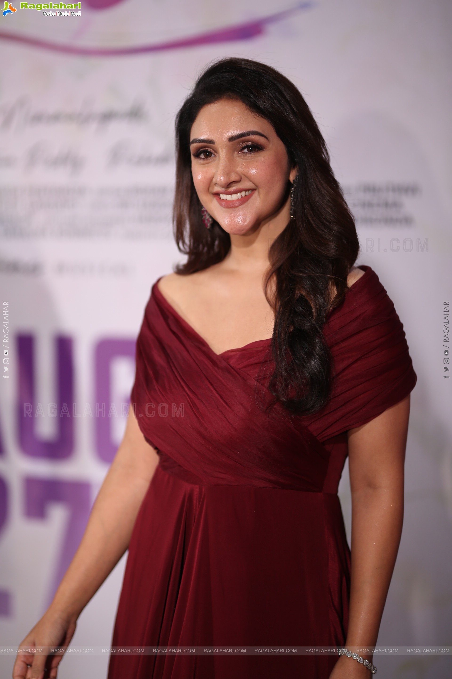 Sridevi Vijaykumar at Sundarakanda Movie Press Meet, HD Gallery