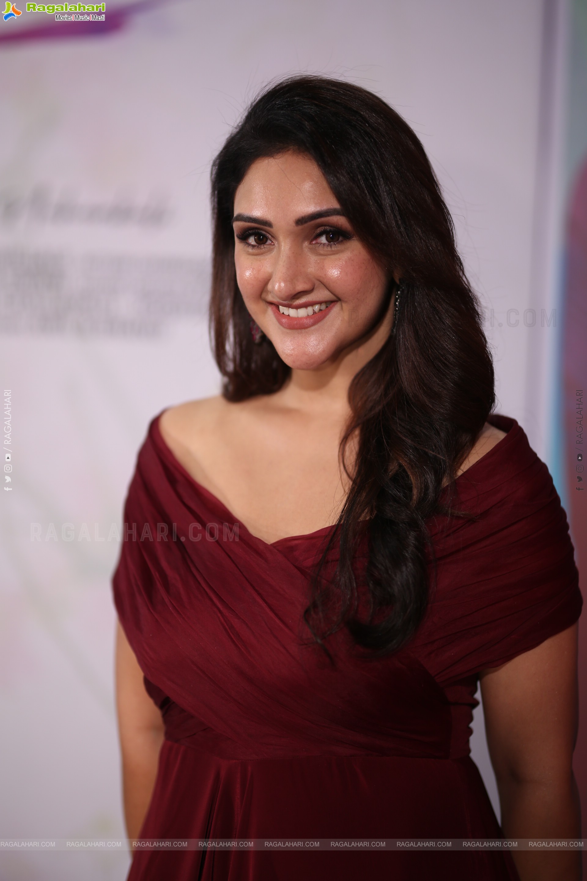 Sridevi Vijaykumar at Sundarakanda Movie Press Meet, HD Gallery