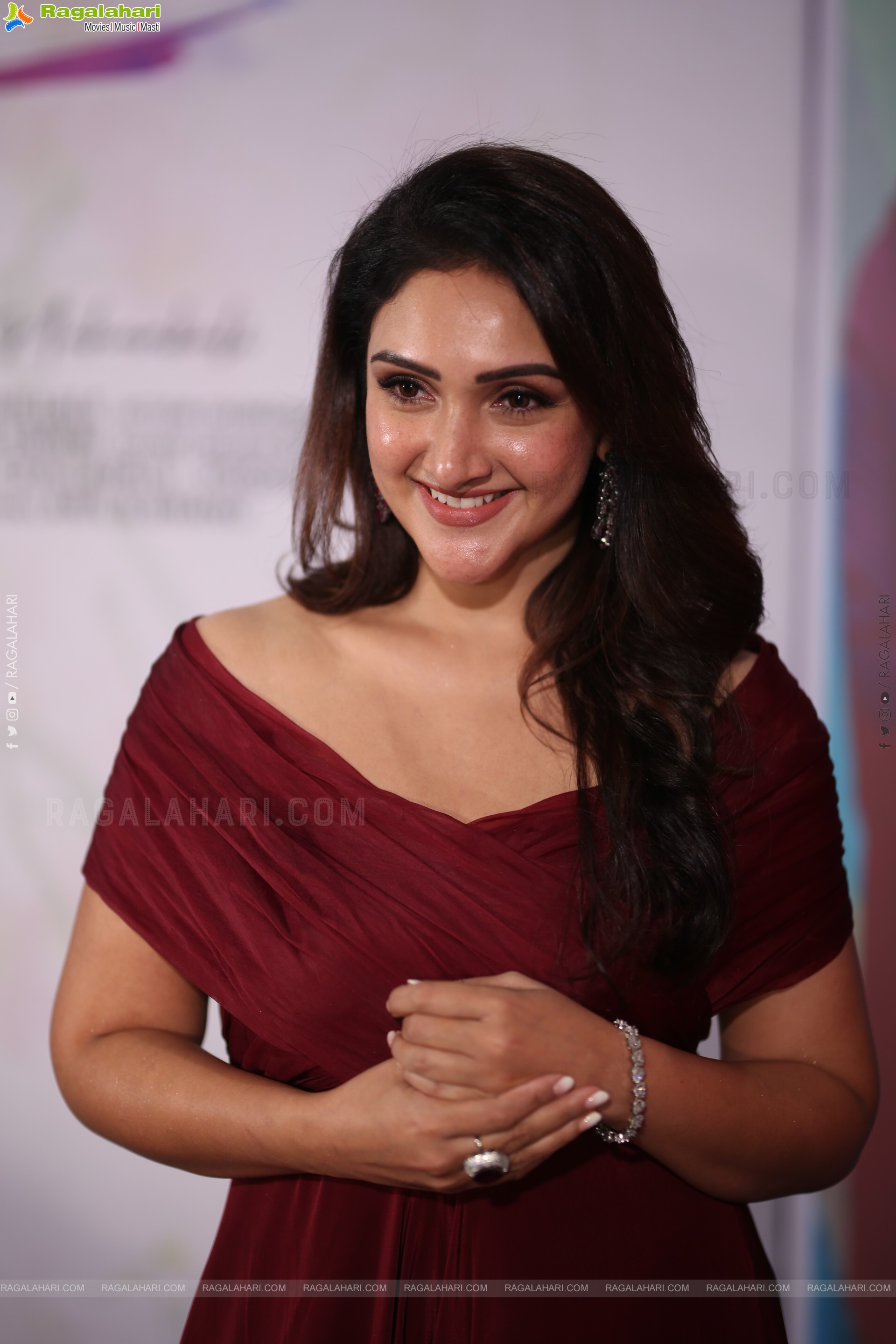 Sridevi Vijaykumar at Sundarakanda Movie Press Meet, HD Gallery
