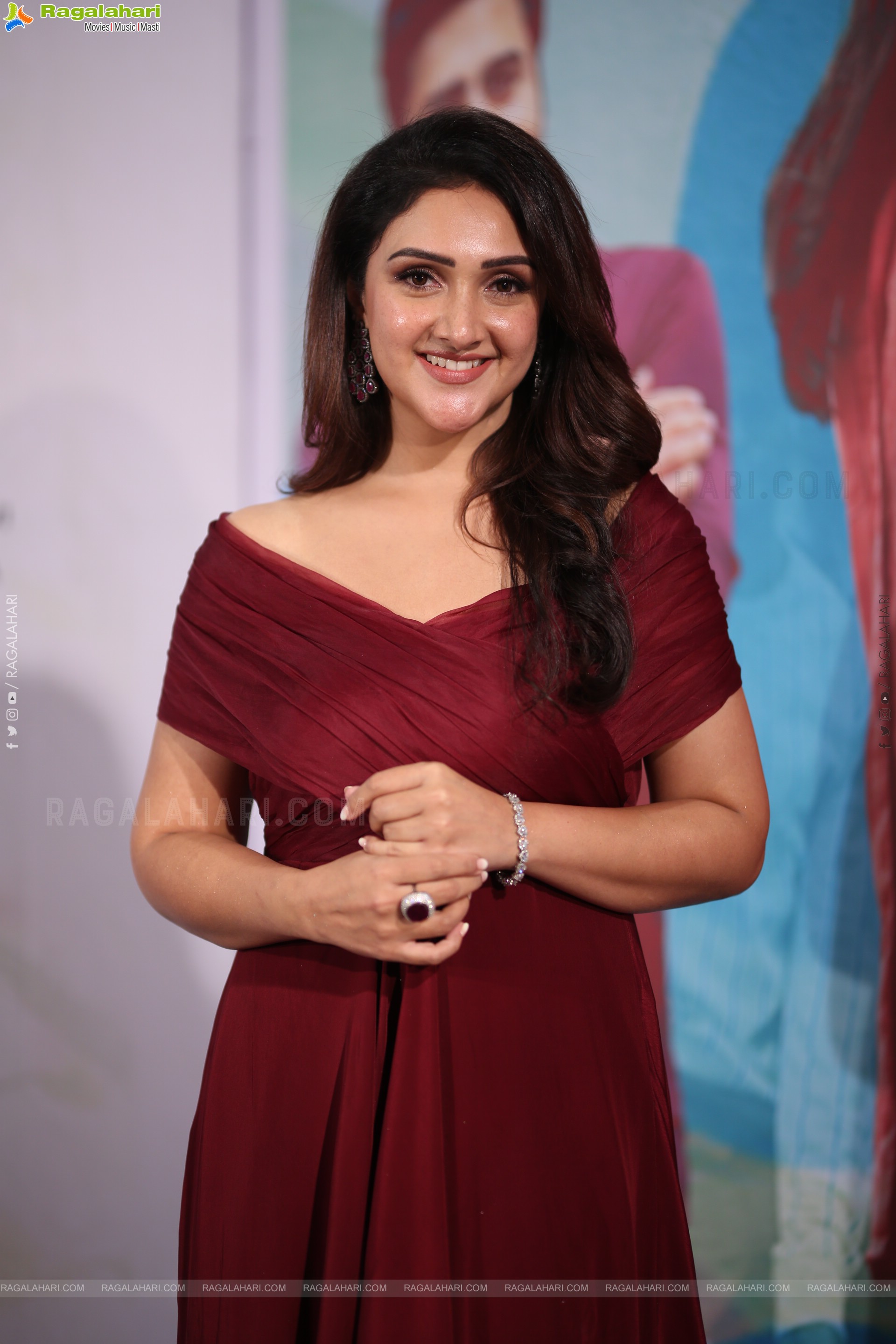 Sridevi Vijaykumar at Sundarakanda Movie Press Meet, HD Gallery