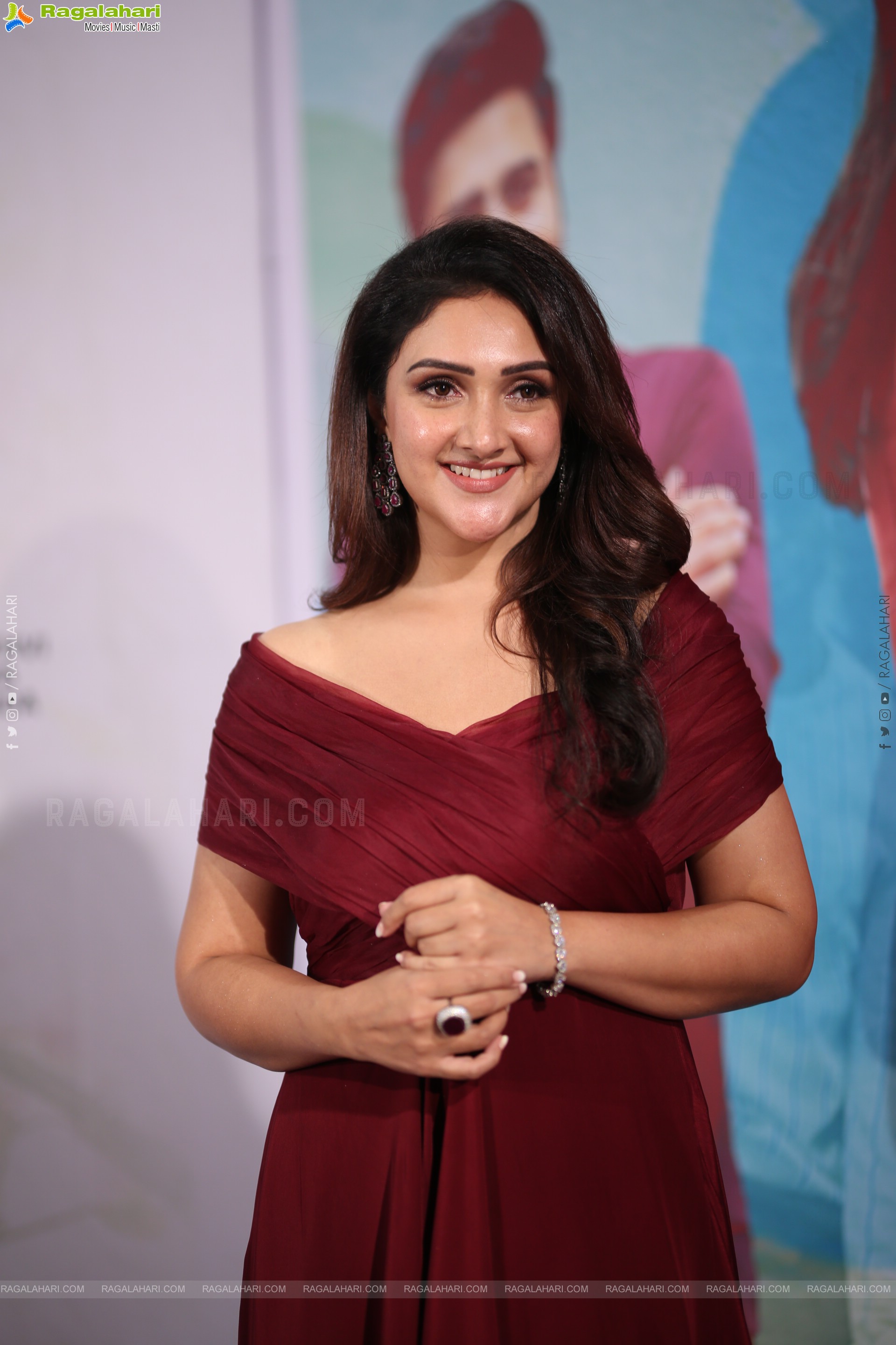 Sridevi Vijaykumar at Sundarakanda Movie Press Meet, HD Gallery