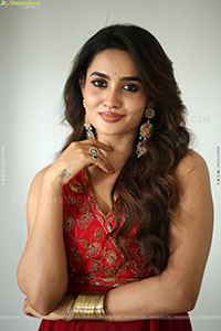 Teju Ashwini at Chai Wala Teaser Launch, HD Gallery 