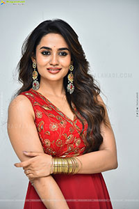 Teju Ashwini at Chai Wala Teaser Launch, HD Gallery 