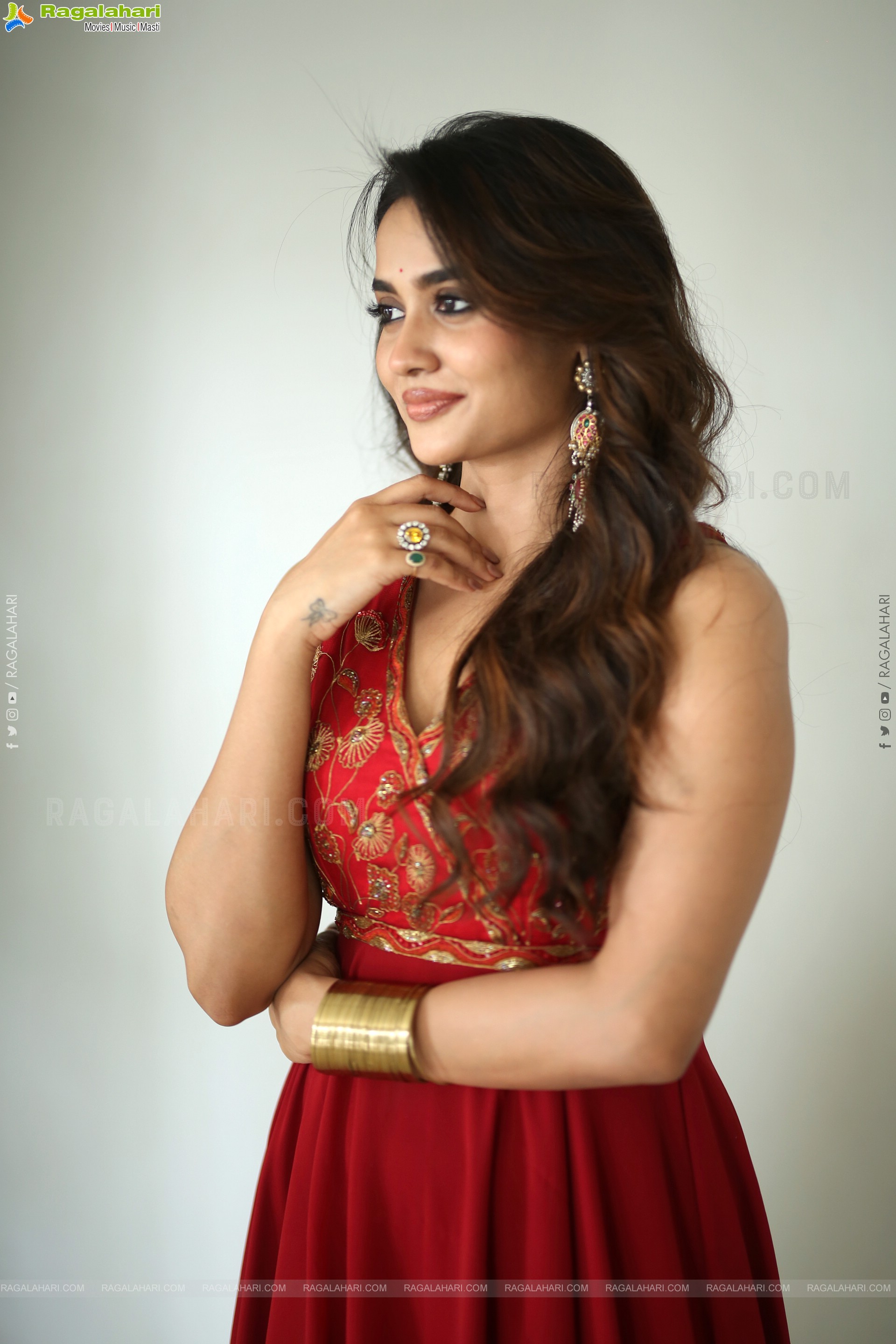 Teju Ashwini at Chai Wala Teaser Launch, HD Gallery