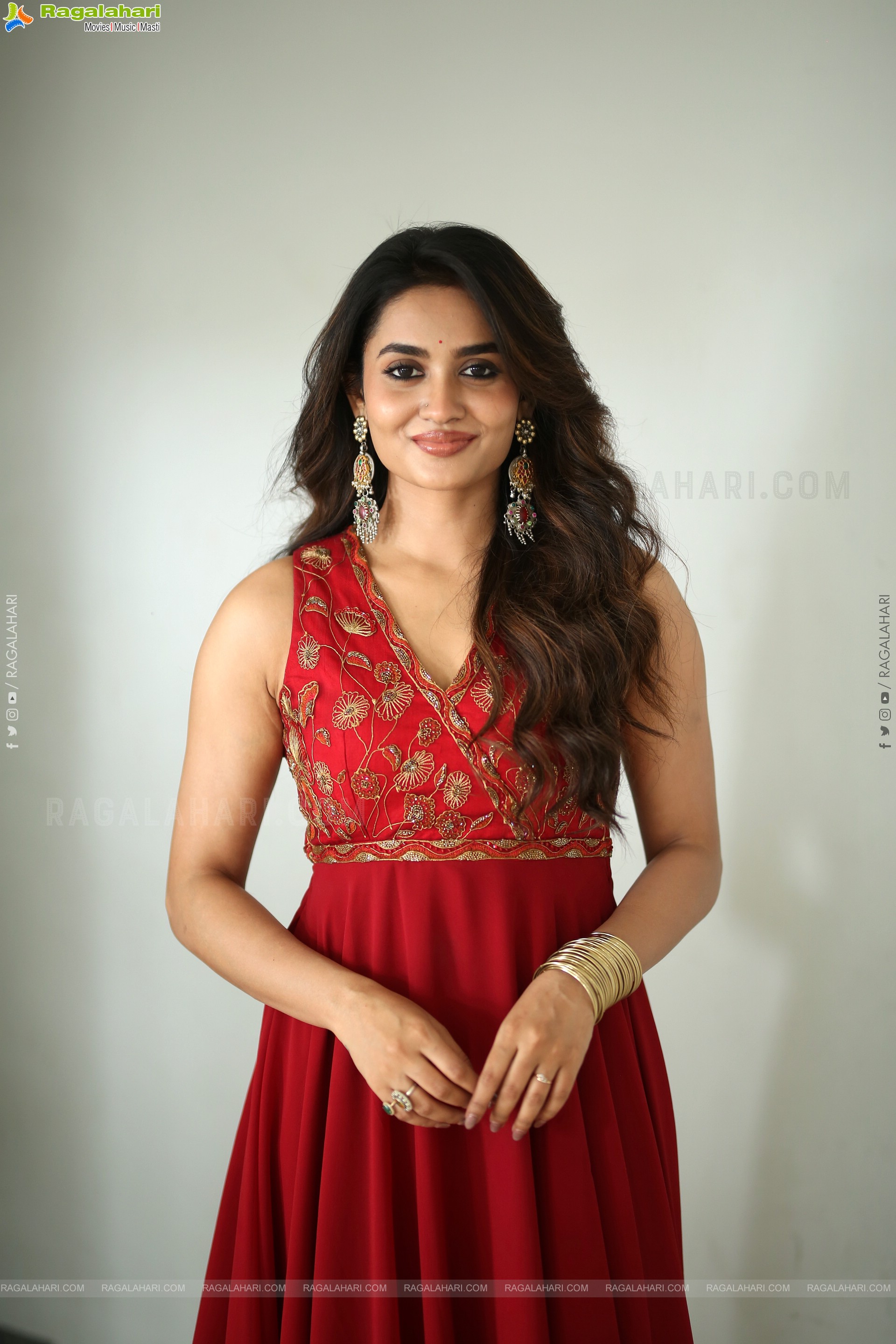Teju Ashwini at Chai Wala Teaser Launch, HD Gallery