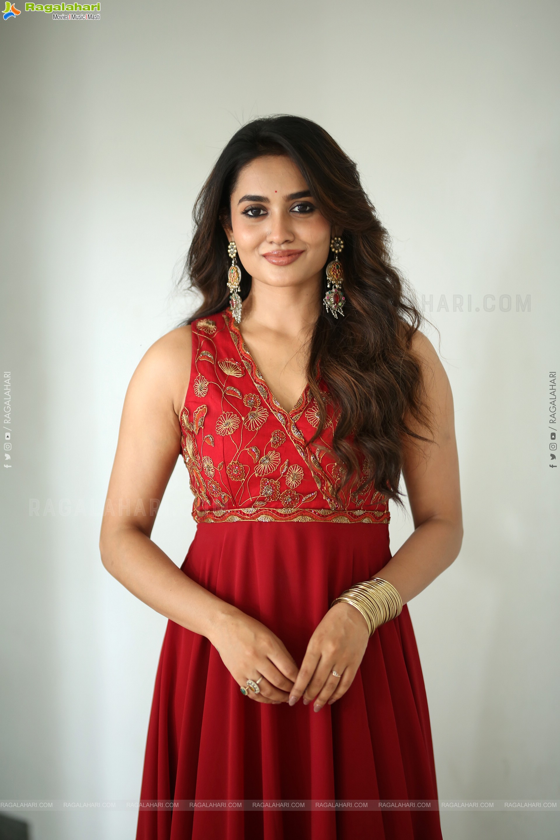 Teju Ashwini at Chai Wala Teaser Launch, HD Gallery