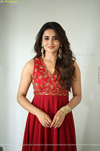 Teju Ashwini at Chai Wala Teaser Launch, HD Gallery 