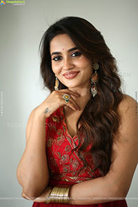 Teju Ashwini at Chai Wala Teaser Launch, HD Gallery 
