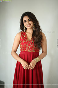 Teju Ashwini at Chai Wala Teaser Launch, HD Gallery 