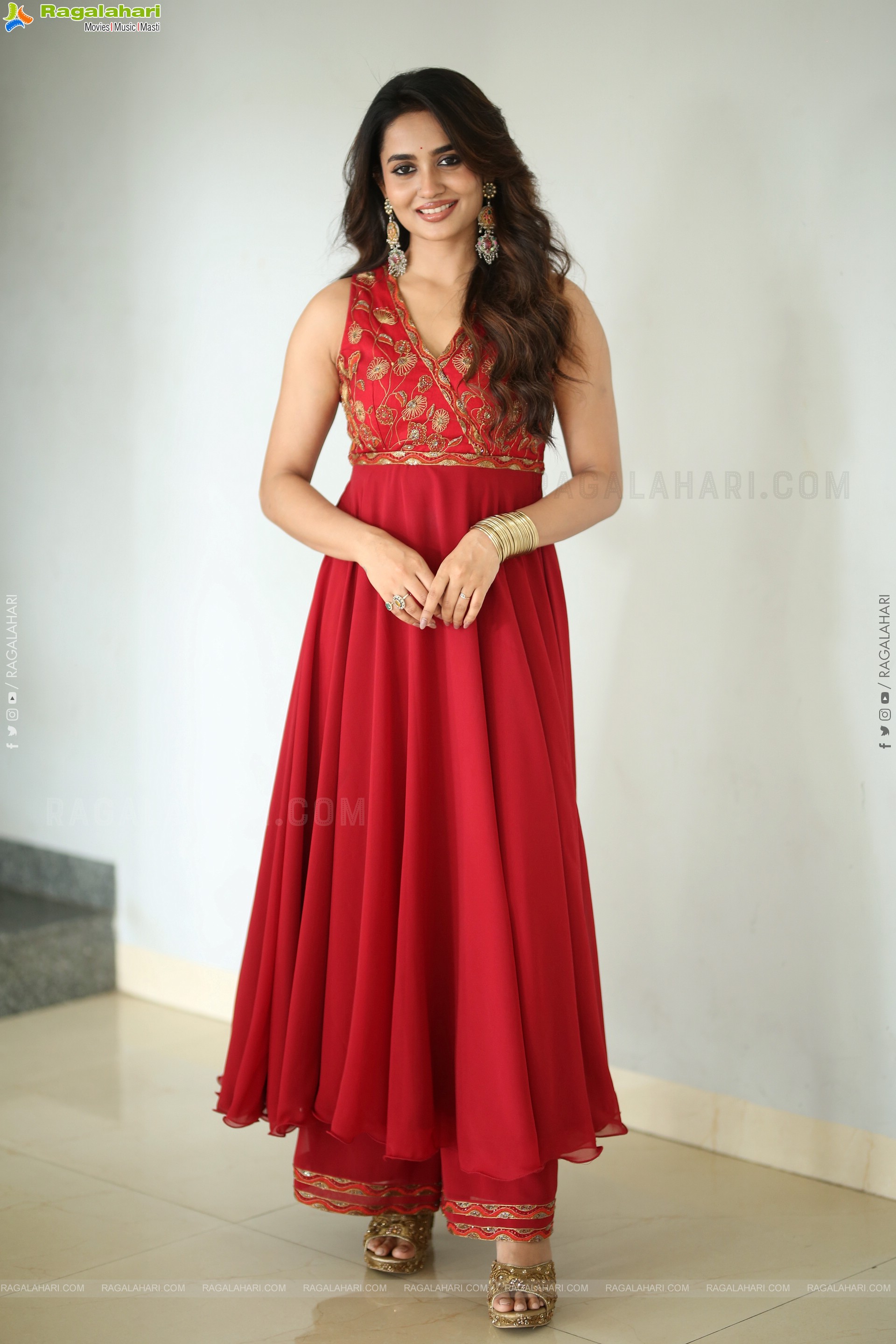 Teju Ashwini at Chai Wala Teaser Launch, HD Gallery