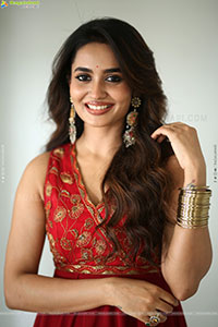 Teju Ashwini at Chai Wala Teaser Launch, HD Gallery 