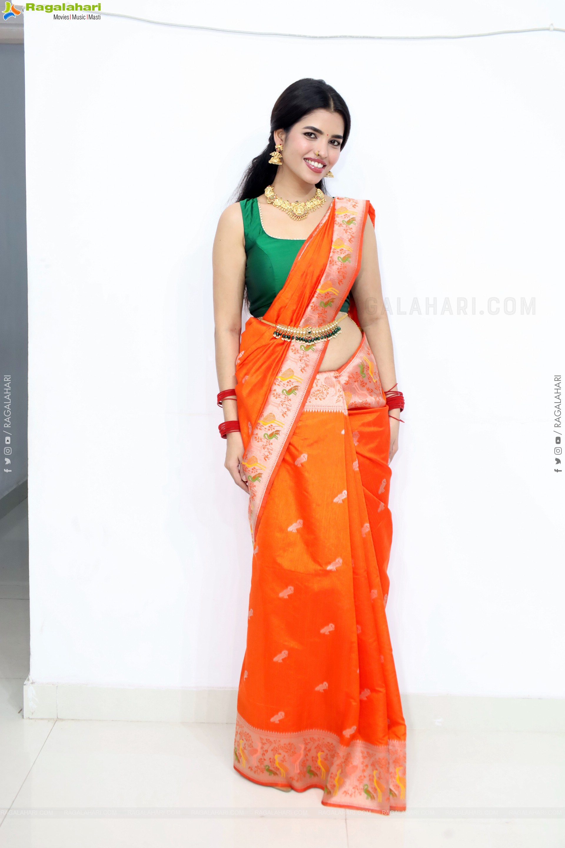 Urmila Chauhan at Hi Life Date Announcement Event, HD Gallery
