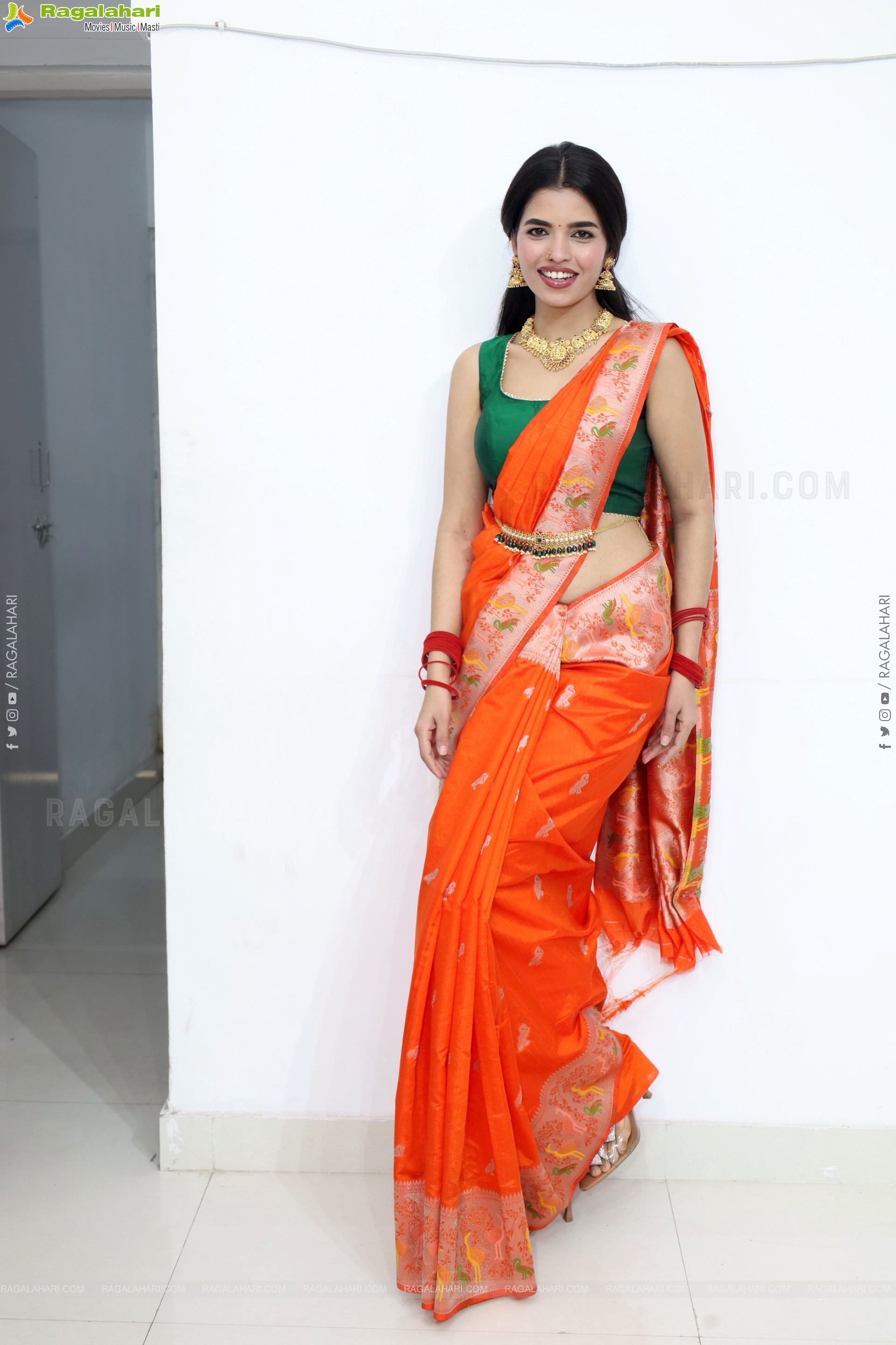 Urmila Chauhan at Hi Life Date Announcement Event, HD Gallery