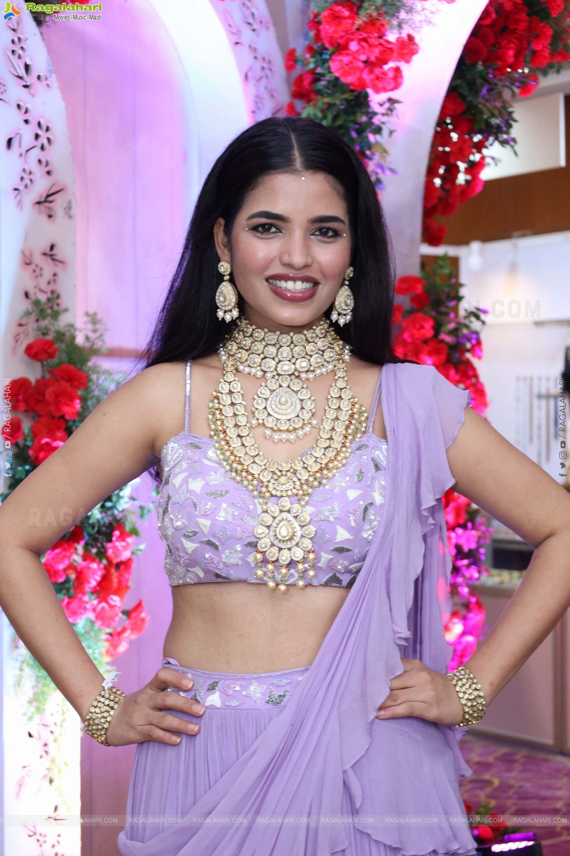 Urmila Chauhan at Hi Life Festival Special Exhibition Launch, HD Gallery