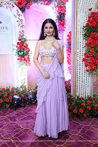 Urmila Chauhan at Hi Life Festival Special Exhibition Launch
