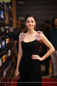 Vedika at SIIMA 2025 Awards Press Meet, HD Gallery