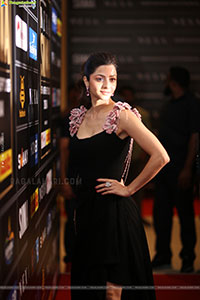 Vedika at SIIMA 2025 Awards Press Meet, HD Gallery