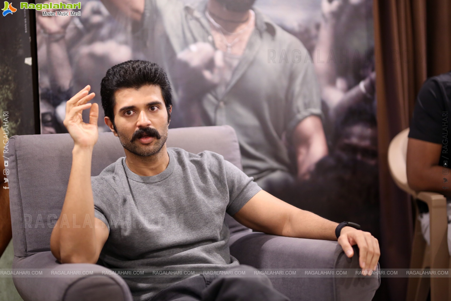Vijay Deverakonda at Kingdom Success Interview, HD Gallery