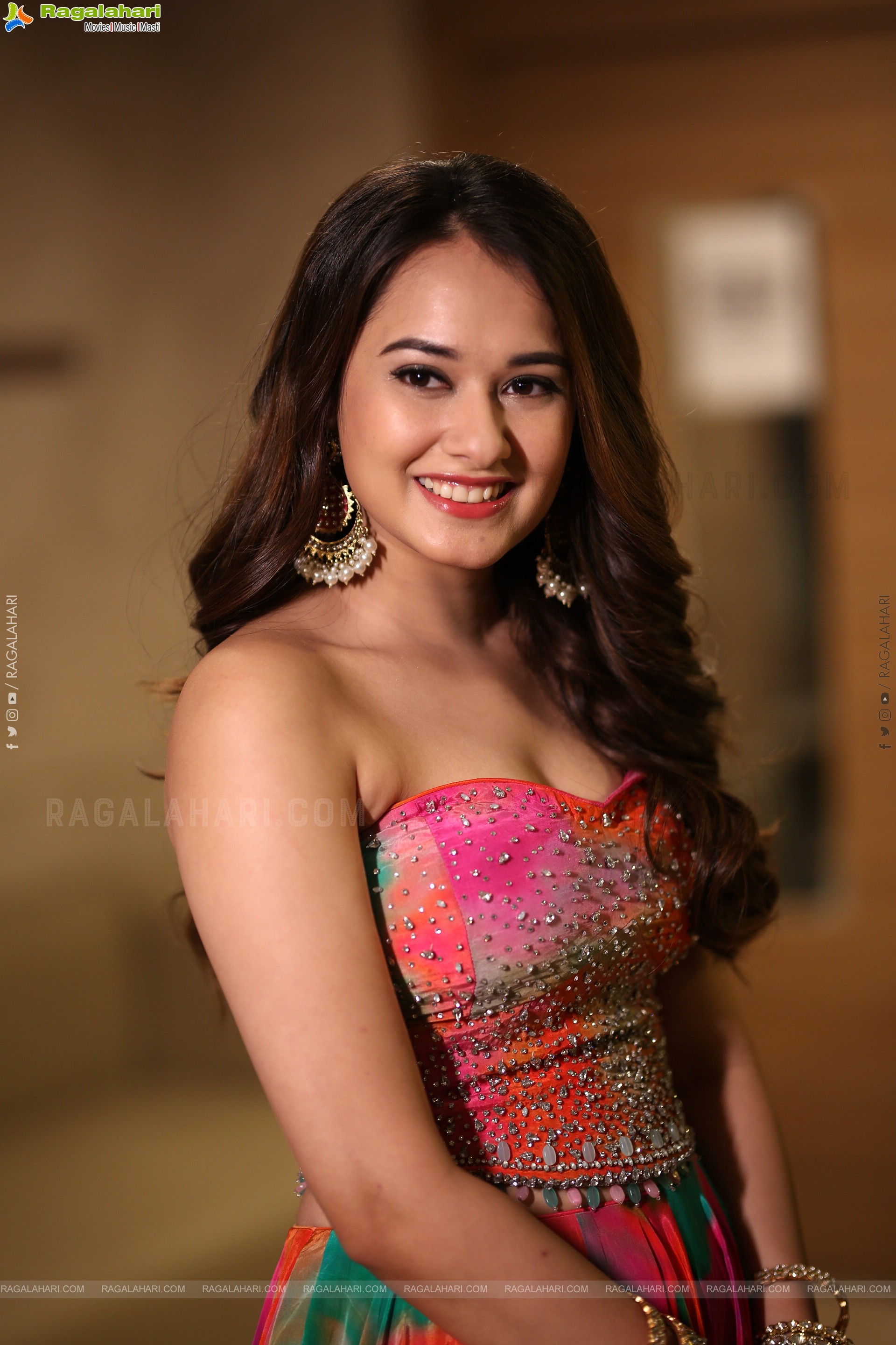 Virti Vaghani Latest HD Photoshoot Stills, HD Gallery