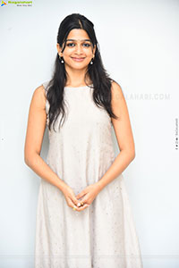Ananthika Sanilkumar at Romanchakam Movie Press Meet