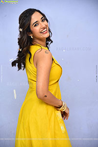 Anyuktha Nallani at Good Time Teaser Launch
