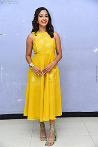 Anyuktha Nallani at Good Time Teaser Launch