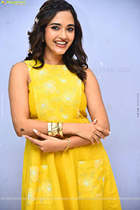 Anyuktha Nallani at Good Time Teaser Launch