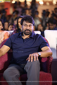 Chiranjeevi at Korean Kanakaraju Movie Success Meet