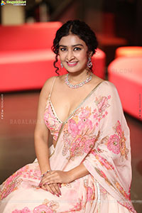 Farnaz Shetty Glam Photoshoot Stills, HD Gallery