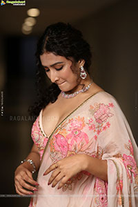 Farnaz Shetty Glam Photoshoot Stills, HD Gallery