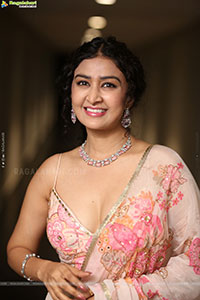 Farnaz Shetty Glam Photoshoot Stills, HD Gallery