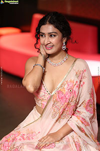 Farnaz Shetty Glam Photoshoot Stills, HD Gallery
