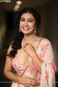 Farnaz Shetty Glam Photoshoot Stills, HD Gallery