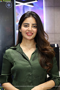 Kushitha Kallapu Latest Beautiful Stills, HD Gallery