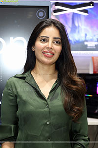 Kushitha Kallapu Latest Beautiful Stills, HD Gallery