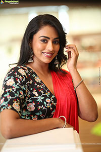 Kamakshi Bhaskarla at Agadha Movie Interview, HD Gallery